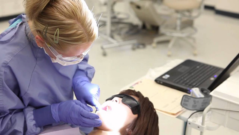 Dental Hygiene services a patient at the LCC Dental Clinic