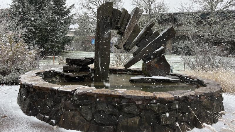 Snow falls on the West Garden fountain, LCC main campus