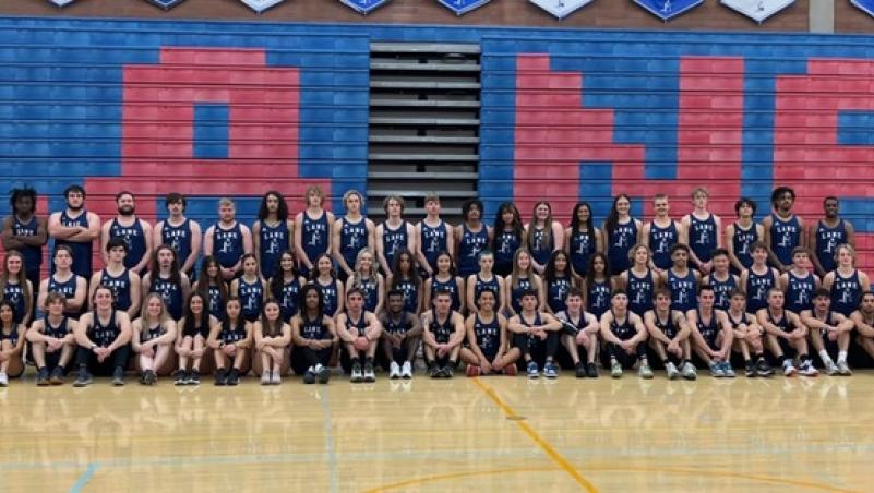 2022-23 LCC Track and Field team photo