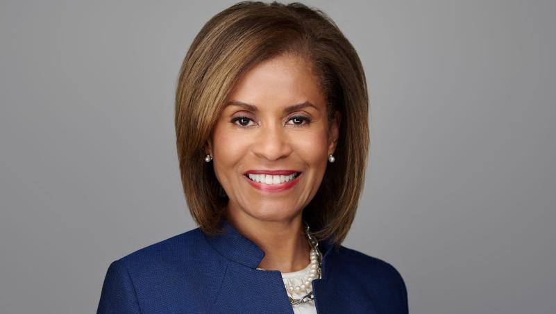 Headshot of Stephanie Bulger