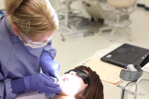 Dental Hygiene services a patient at the LCC Dental Clinic