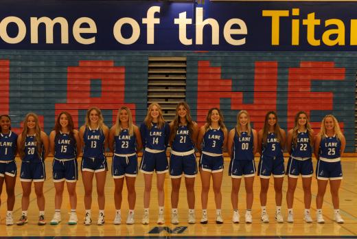 2022-23 LCC Women's Basketball Team