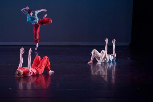 LCC dance student Grace Roberts, Olivia Jazcko, Karen Sanchez