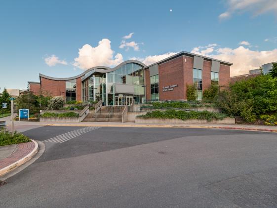 Front entrance to Lane community college