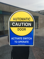 Image of an automatic door sign