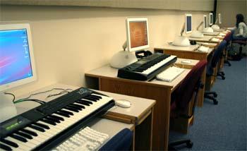 music lab iMac work stations